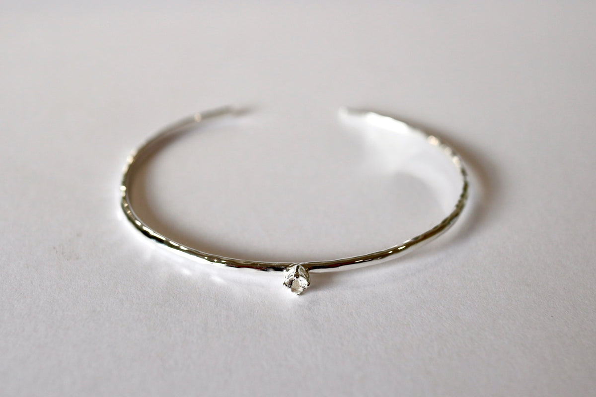 アクセサリー silver 925 simple design bangle Silver 925 Design Bangle with CZ Stones